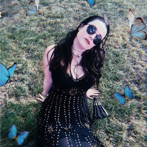 Meet your Posher, Madeline